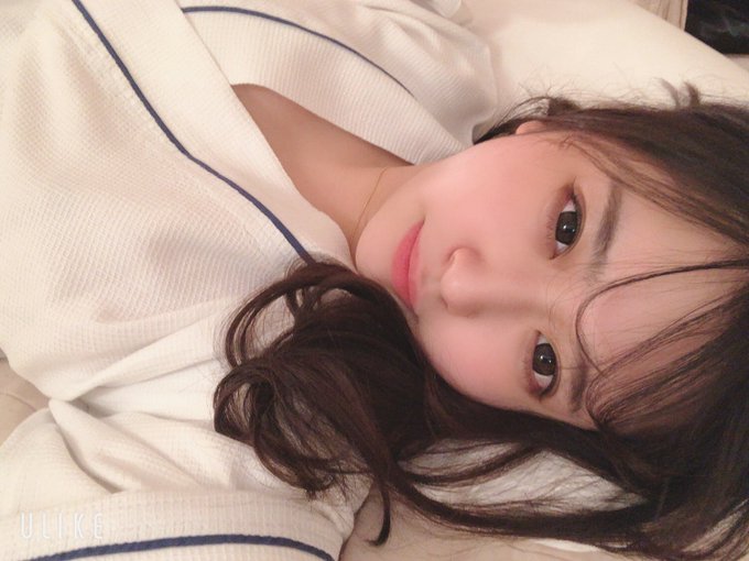 妈妈,我要当AV女优了! 19岁美少女写真偶像「桃尻香奈芽」下海AV专属出道!
