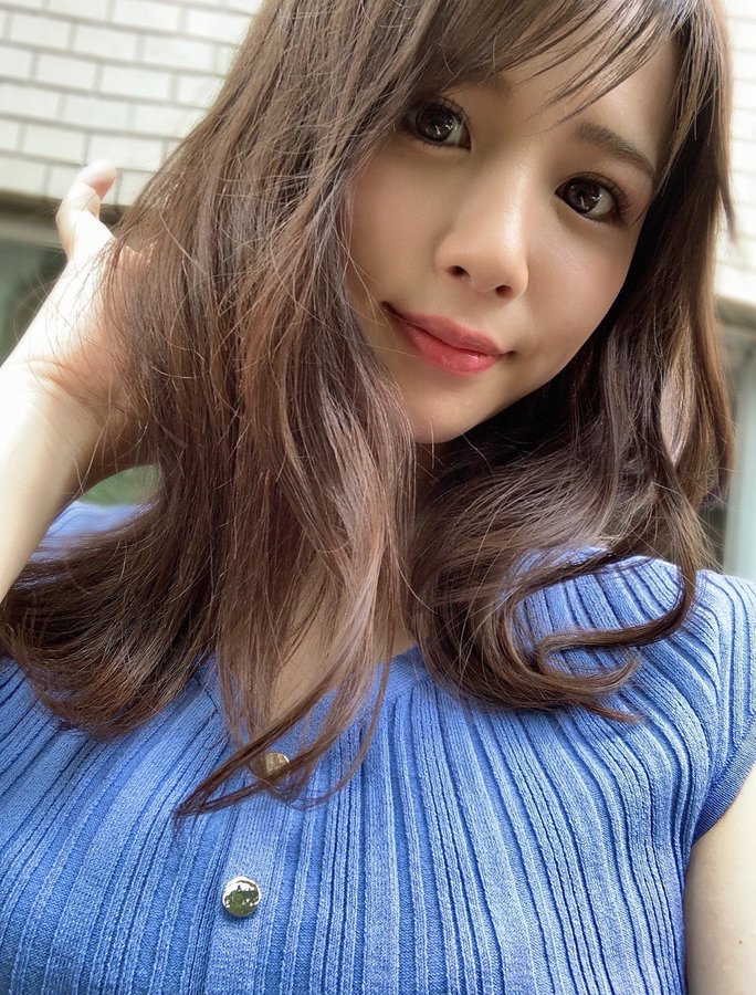 翘臀美乳!D罩杯前学生会长“花崎心春”AV出道!坦言最爱大叔熟男魅力!