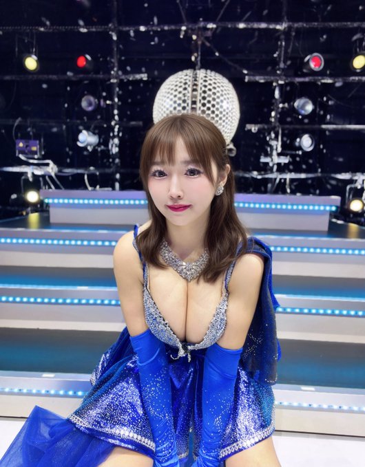 大解禁！I罩杯雪乳肉感美女「松本菜奈実」11月新作、后庭解禁完全开发！！