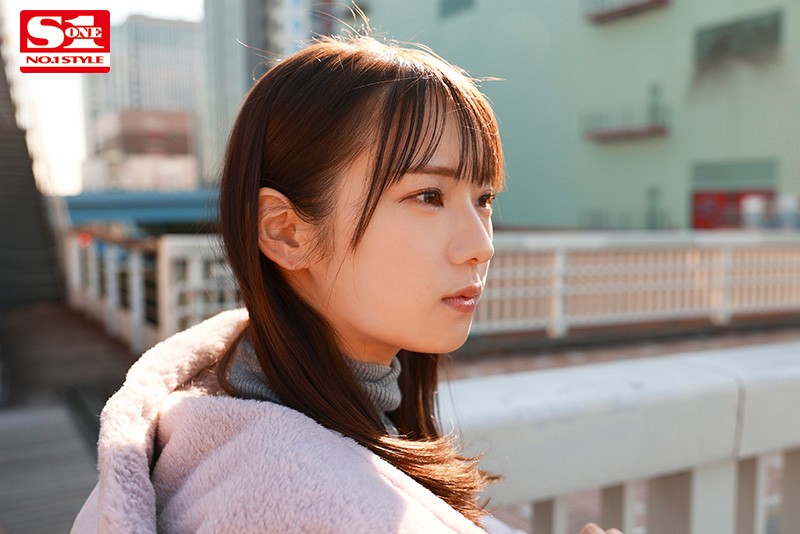 巨乳蜂腰！ Ｇ罩杯清纯美少女“早野诗”AV出道！一个月拿下上千追踪！