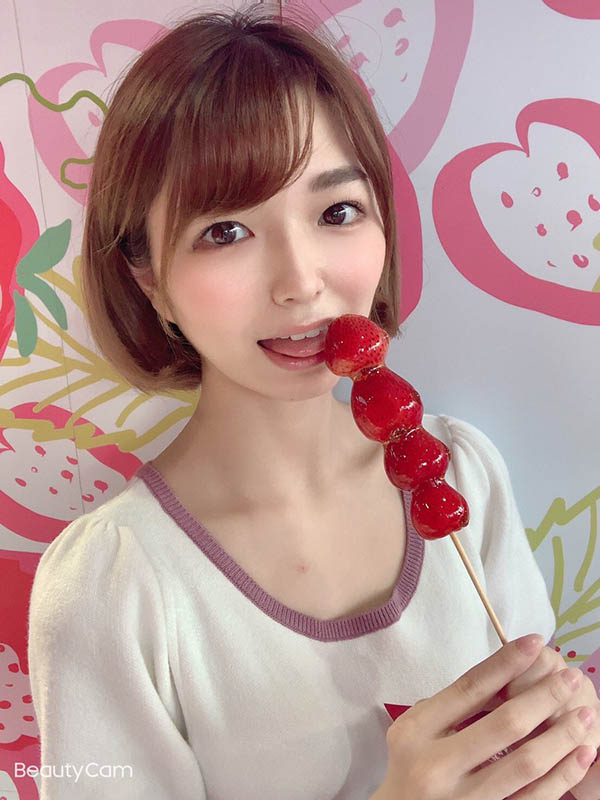 一笑百媚生!C罩杯甜心美少女“仓本菫”AV出道被誉:女主播级的可爱!