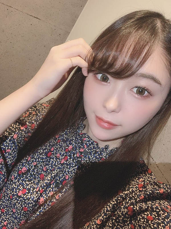 再度释出专属AV女优！ 白皙修长美少女「新名爱明」本月份S1专属毕业！