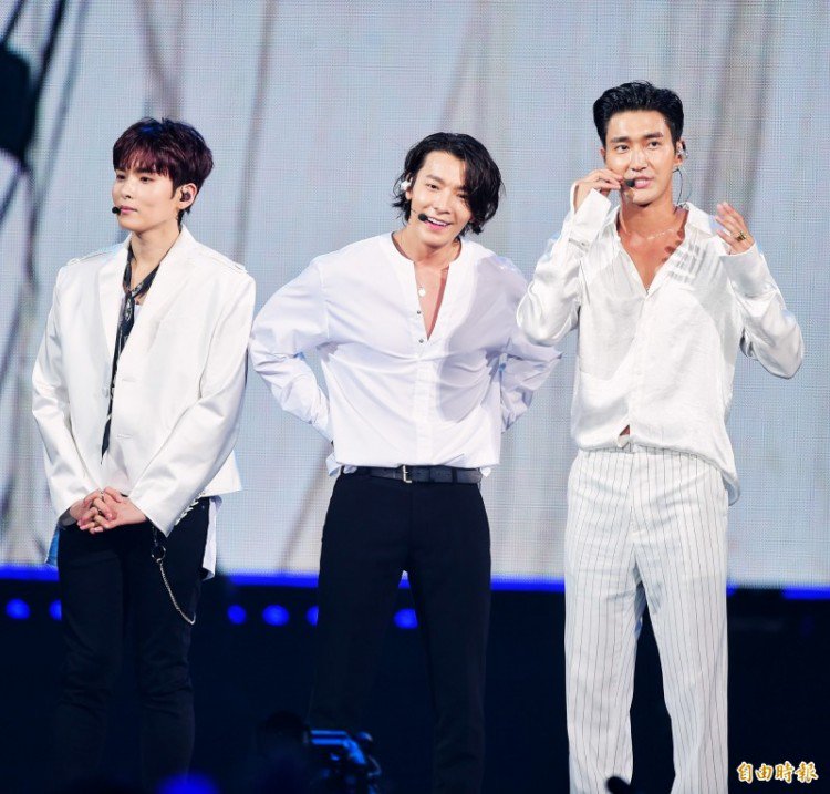 (影音)Super Junior来会台湾老婆 一见面先抱怨「这个」变小了