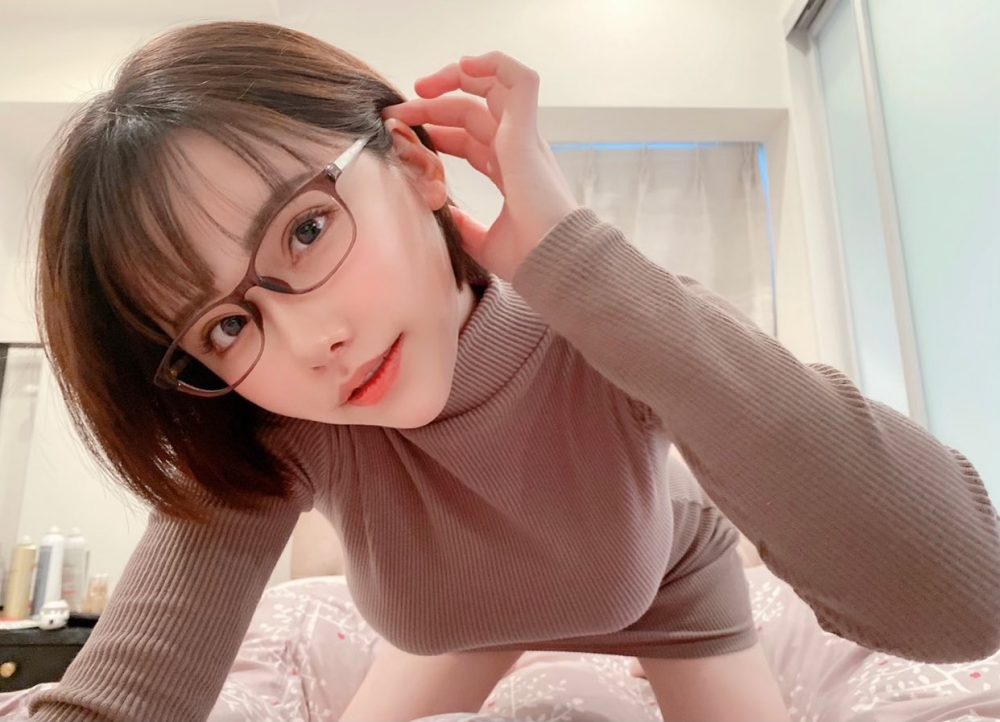 深田咏美「24小时免费抱抱感谢祭」太狂 粉丝疯排4小时:大雨淋湿也不走