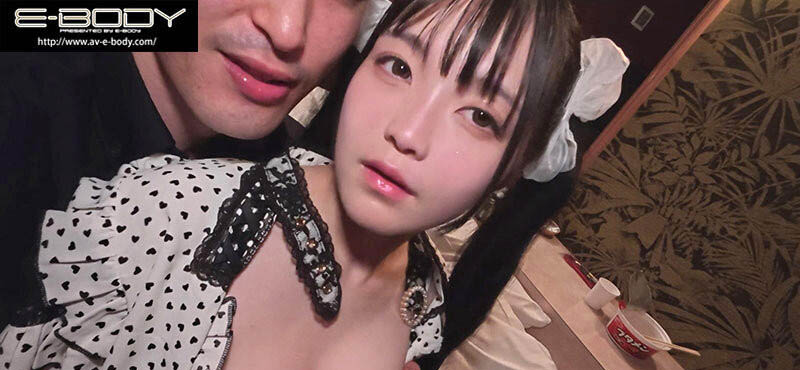在新宿街头发掘的地雷妆粉红奶头!她前进荧光幕找干爹! ...