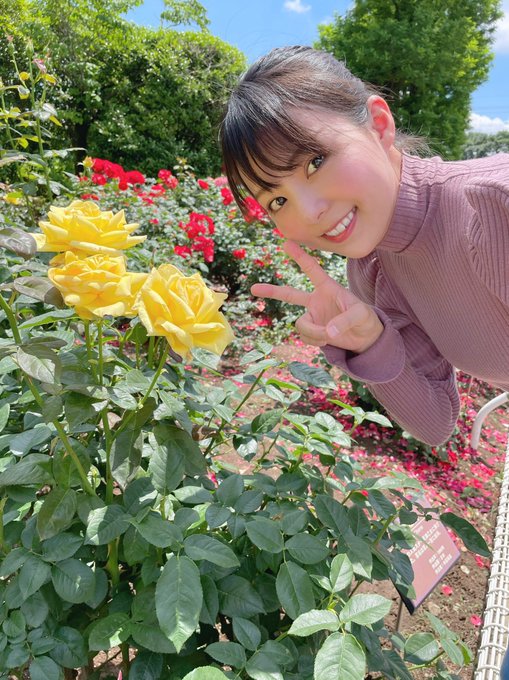 气质出众!D罩杯疗愈系大姐姐“冈田雏乃”AV出道想增加自信与色气!