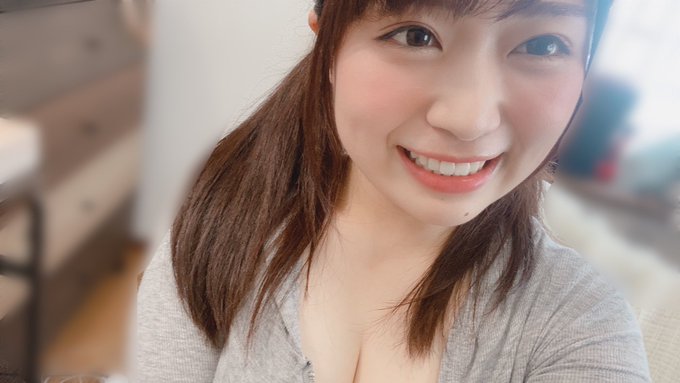 肉得刚好!F罩杯女大学生“天野碧”AV出道、自曝已经一年没有性生活!