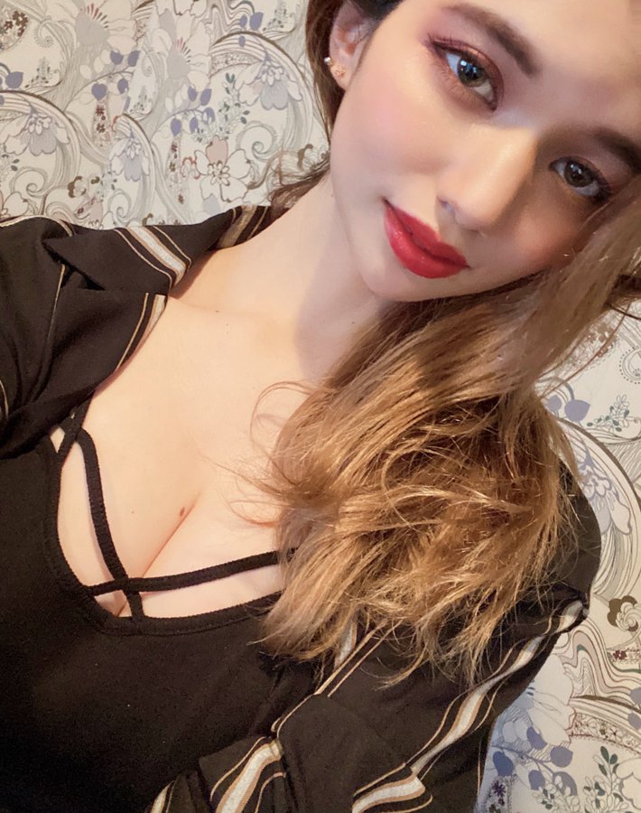7头身!F罩杯白皙日美混血儿“萝琳花恋”AV出道!