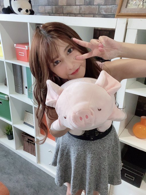 出道满月！ 前杂志模特儿「七森莉莉」YT频道开张、侃侃而谈转职AV女优心路历程！
