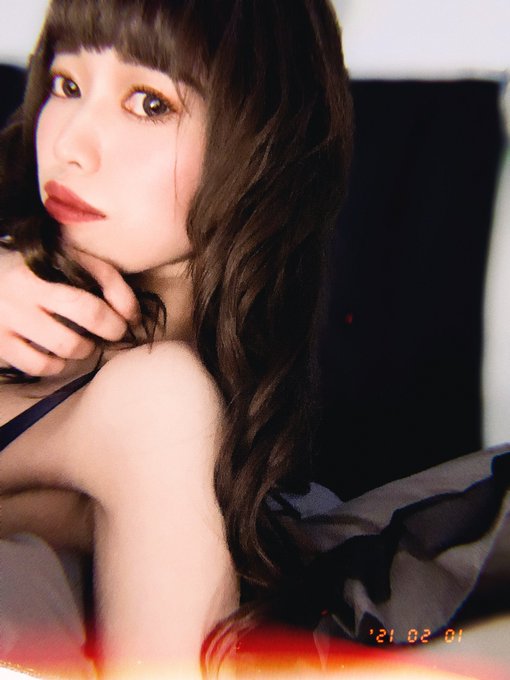 巨人级! 180公分高日菲混血美女「木下玛莉润」AV出道,还是年收高达1300万的女强人?!