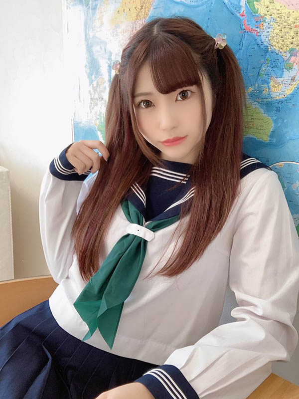 摄影会美照连发! 清纯美少女「佐伯树理奈」AV出道!