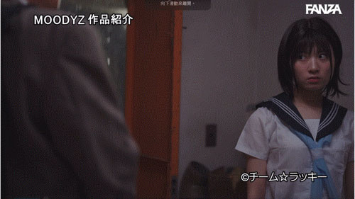 漫改名作复刻!变短发的她在雨中找大叔交合!