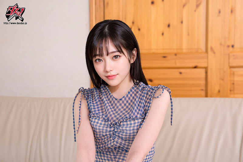 从昭和到令和时代最可爱的美少女!她是片商的秘密兵器! ...