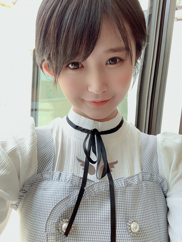 上班族：「你好像某个AV女优」 想不到竟是深田结梨她妹！