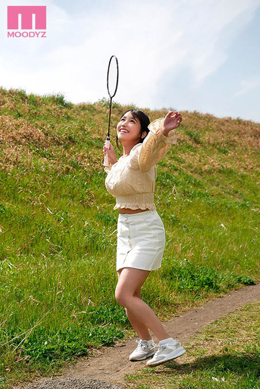 热爱羽球与美食!丰满G罩杯女大生「成宫惠梨香」AV出道只因想受男生欢迎!