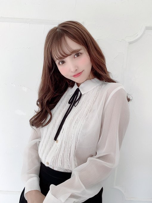 霸气炸出! F罩杯暗黑国民偶像「三上悠亚」左手一勾整片西半球应声弹出!