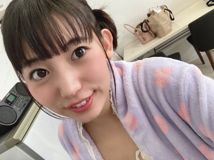 私藏胸器!浑圆饱满D罩杯大眼美少女“宇流木沙罗”推特自拍福利直播样样来!