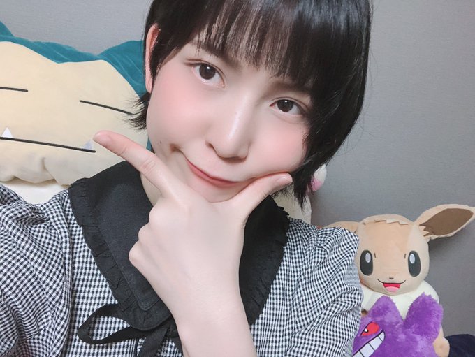 短发巨乳! F罩杯兽医系女大生「柏木亚美」出道撞脸日本人气偶像中心成员!