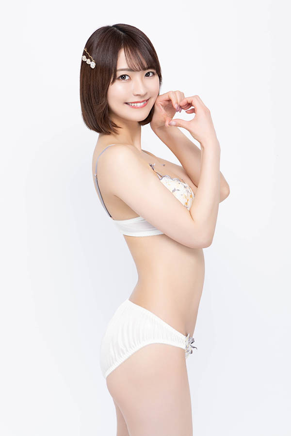 比波多野结衣和上原亜衣更贵!东条なつ(东条夏)的摄影会创天价! ...