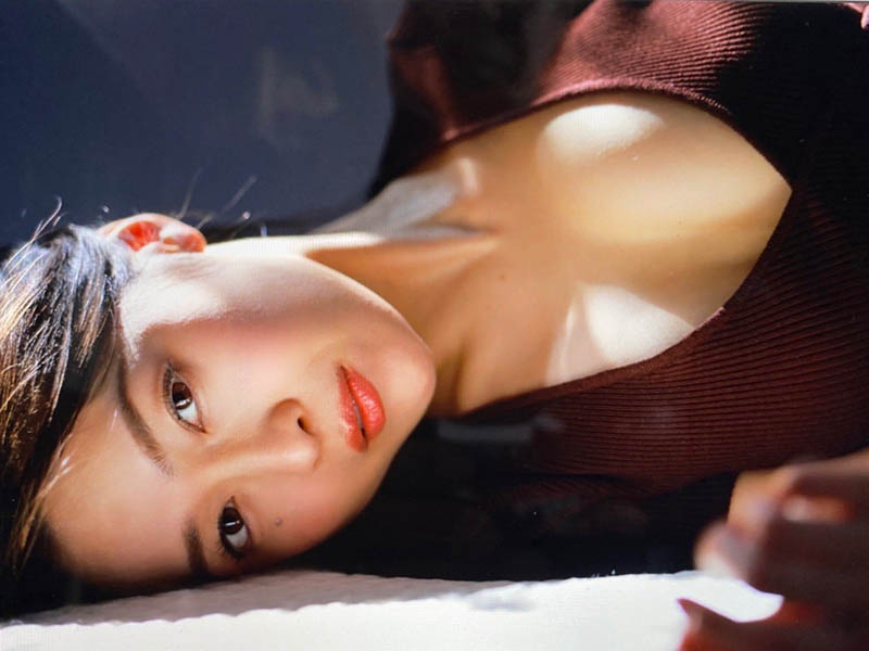 因为是AV女优⋯所以暧昧的对象不愿意和她交往!
