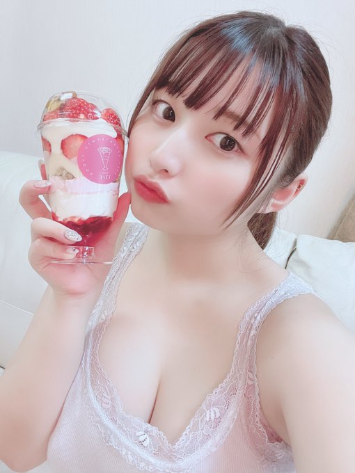 饱满雪乳!H罩杯巨乳小只马“水原美园”挺98公分胸围豪乳轻取上万粉丝追踪!