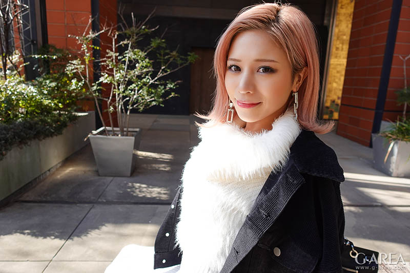 曾是街头小天后⋯那位金发辣妹回来啦!