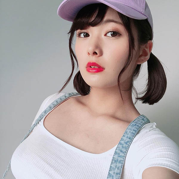 悲报！ F罩杯短发美少女「小泉日向」惊爆明年一月引退？！