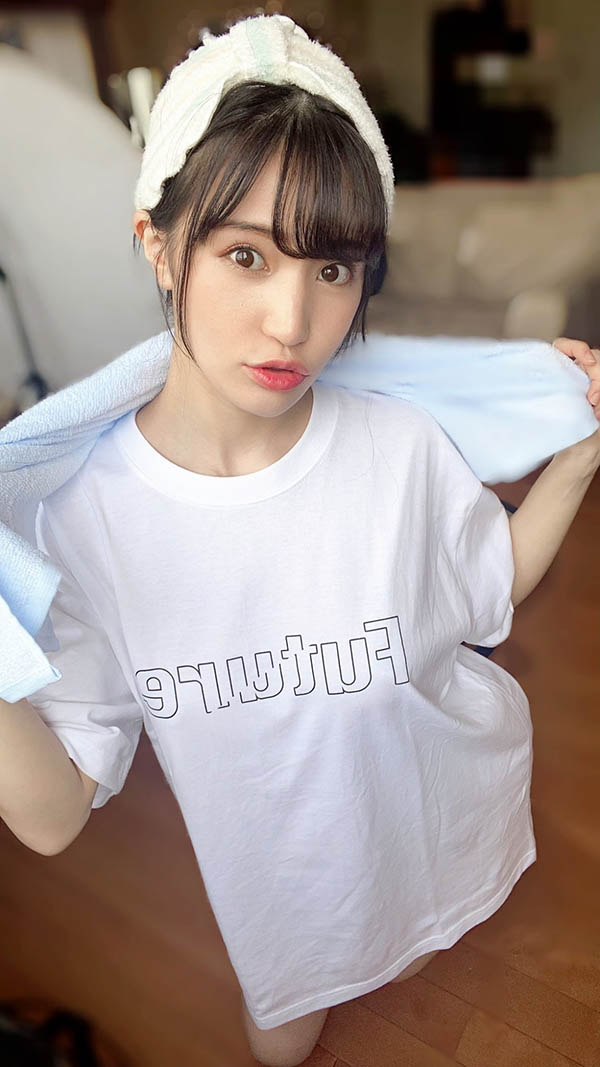 呼之欲出!AV救世主「高桥圣子」男友衬衫造型释放完美G奶、三角地带乍现!