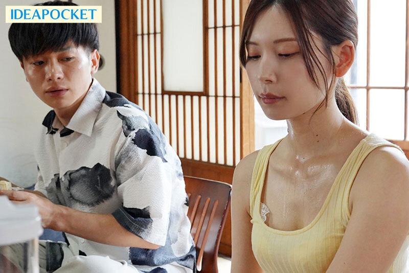在夏天的尾巴！全身冒汗的明里つむぎ(明里䌷)被弟弟中出惹！ ...