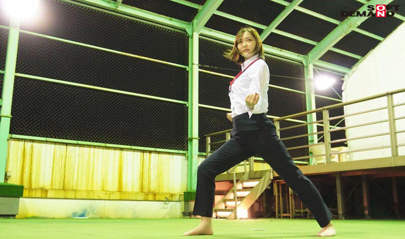解密!那个很会空手道、可说是武林高手的SOD女子社员「小清水真纪」是? ...