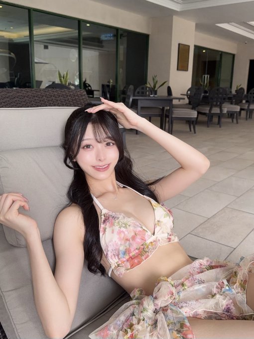 无情中出!21岁C罩杯骨感美胸芭蕾美少女「清野咲」惨遭垃圾屋大叔中出55发!