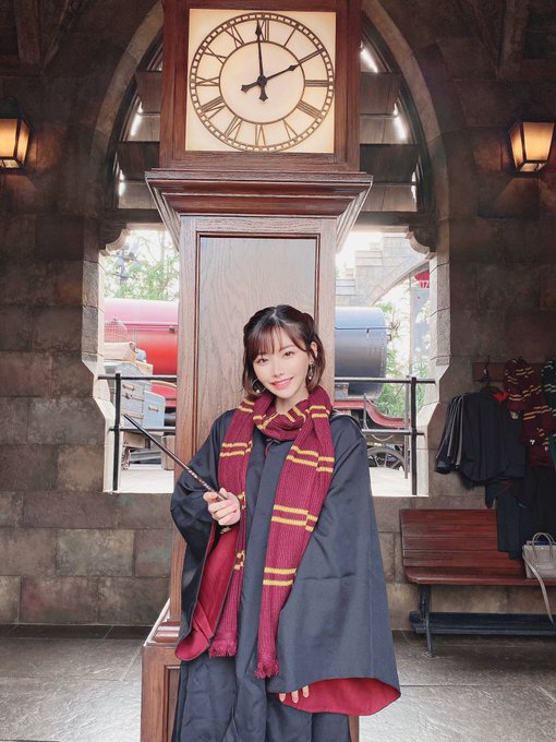 东窗事发!近200万追踪、YouTube66万订阅AV话题女王“深田咏美”自曝拍AV被父母抓包!