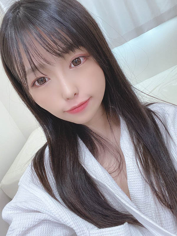 风俗店冠军小姐！ 喝过洋墨水的G罩杯美女「桩梨香」AV出道！