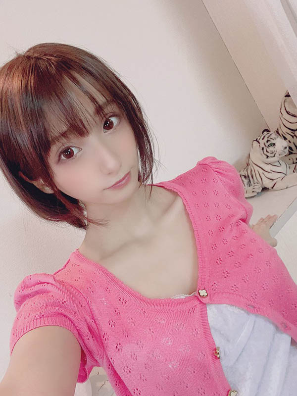 脱离专属！ D奶小只马美少女「吉良凛」成为企划单体女优、作品产量可望大增！